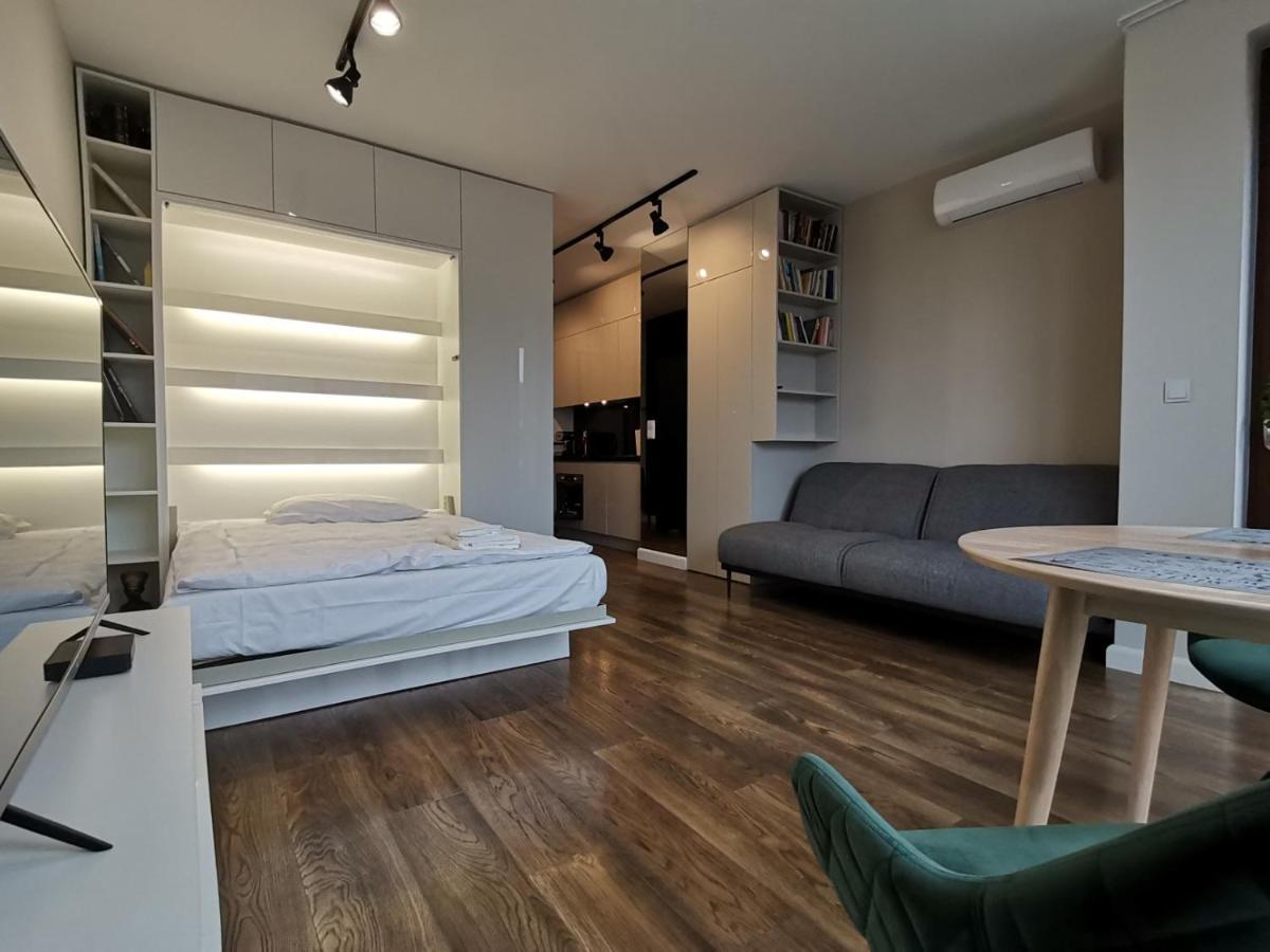 Appartement Nowoczesny Apartament Z Widokiem à Varsovie Extérieur photo